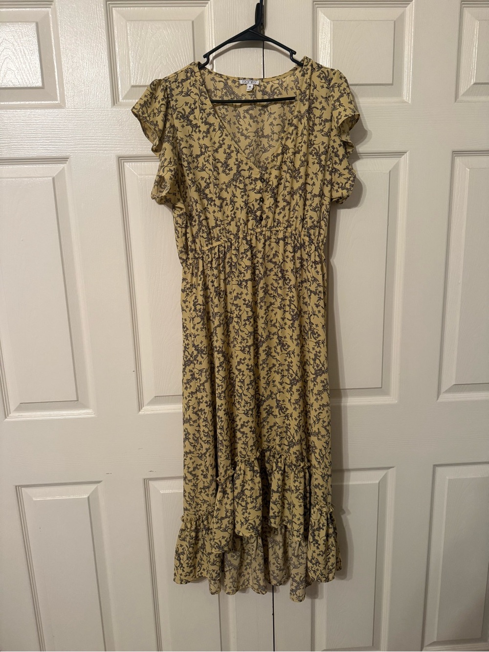 Yellow Floral Tiered Midi Dress with V-Neck